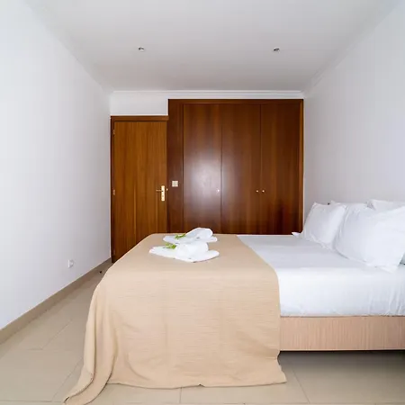 Taxa Duplex - T4 Familiar No Centro Da -