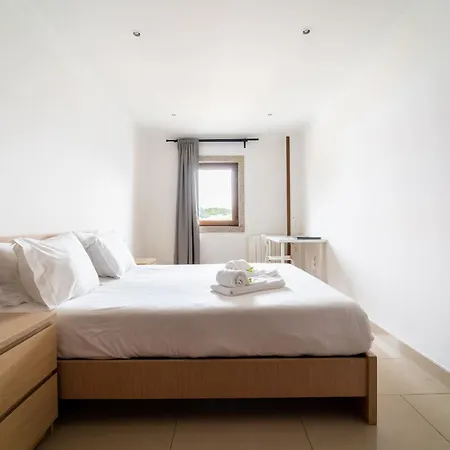 公寓 Taxa Duplex - T4 Familiar No Centro Da - *