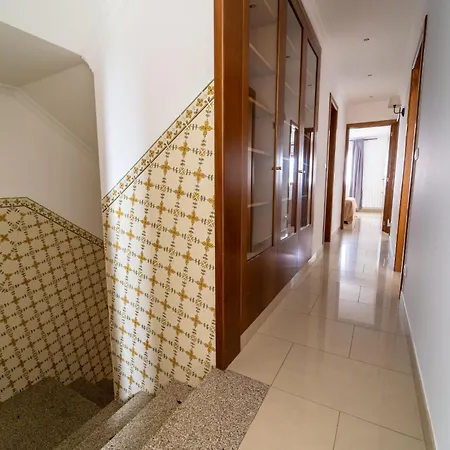 Taxa Duplex - T4 Familiar No Centro Da - 公寓 布拉加