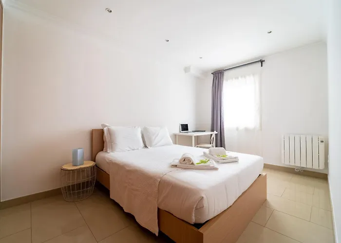 Апартаменты Taxa Duplex - T4 Familiar No Centro Da -